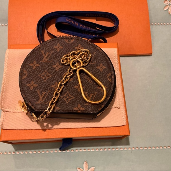 NWT Louis Vuitton Micro Boite Chapeau M63597 - Picture 2 of 9